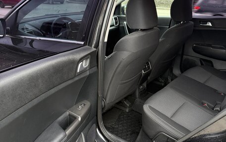 KIA Sportage IV рестайлинг, 2020 год, 2 350 000 рублей, 14 фотография