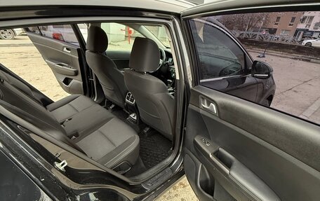 KIA Sportage IV рестайлинг, 2020 год, 2 350 000 рублей, 17 фотография