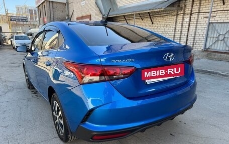 Hyundai Solaris II рестайлинг, 2021 год, 1 610 000 рублей, 4 фотография