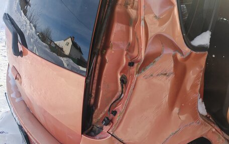 Mitsubishi Colt VI рестайлинг, 2005 год, 97 000 рублей, 8 фотография