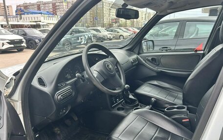 Chevrolet Niva I рестайлинг, 2017 год, 834 000 рублей, 10 фотография