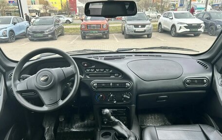 Chevrolet Niva I рестайлинг, 2017 год, 834 000 рублей, 12 фотография