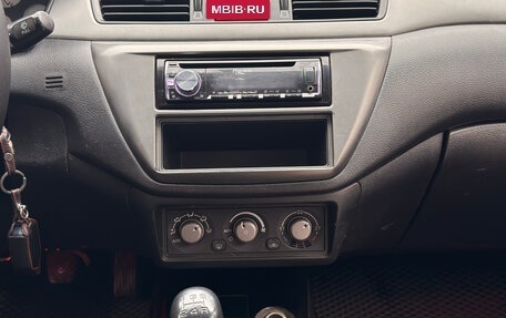 Mitsubishi Lancer IX, 2006 год, 310 000 рублей, 21 фотография