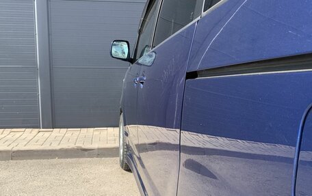 Toyota Voxy II, 2001 год, 860 000 рублей, 14 фотография