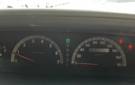 Toyota Voxy II, 2001 год, 860 000 рублей, 22 фотография