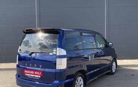 Toyota Voxy II, 2001 год, 860 000 рублей, 8 фотография