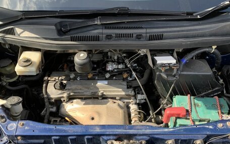 Toyota Voxy II, 2001 год, 860 000 рублей, 28 фотография