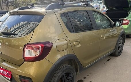 Renault Sandero II рестайлинг, 2015 год, 920 000 рублей, 4 фотография