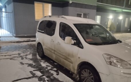 Peugeot Partner II рестайлинг 2, 2012 год, 700 000 рублей, 3 фотография