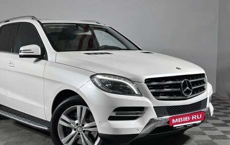 Mercedes-Benz M-Класс, 2012 год, 1 990 000 рублей, 4 фотография