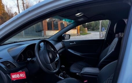 Hyundai Solaris II рестайлинг, 2014 год, 420 000 рублей, 5 фотография