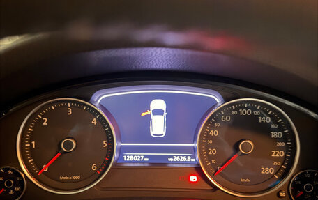 Volkswagen Touareg III, 2012 год, 3 690 000 рублей, 3 фотография