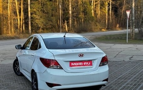 Hyundai Solaris II рестайлинг, 2014 год, 420 000 рублей, 3 фотография