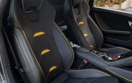 Lamborghini Huracán, 2023 год, 22 783 000 рублей, 12 фотография