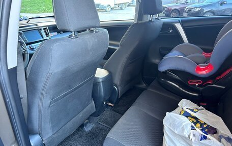 Toyota RAV4, 2018 год, 2 250 000 рублей, 6 фотография