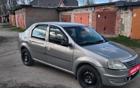Renault Logan I, 2010 год, 270 000 рублей, 3 фотография