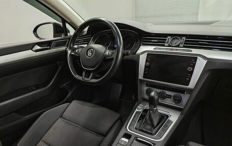 Volkswagen Passat B8 рестайлинг, 2019 год, 2 100 000 рублей, 10 фотография