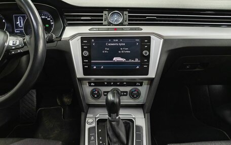 Volkswagen Passat B8 рестайлинг, 2019 год, 2 100 000 рублей, 16 фотография