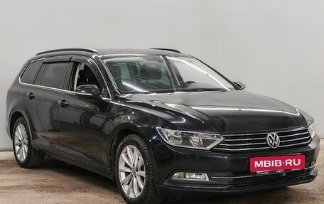 Volkswagen Passat B8 рестайлинг, 2019 год, 2 100 000 рублей, 3 фотография