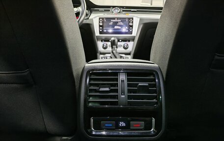 Volkswagen Passat B8 рестайлинг, 2019 год, 2 100 000 рублей, 18 фотография