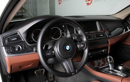 BMW 5 серия, 2015 год, 2 400 000 рублей, 7 фотография