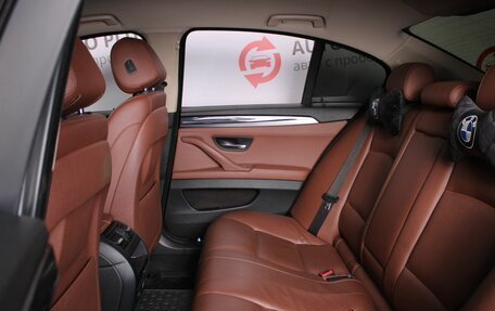 BMW 5 серия, 2015 год, 2 400 000 рублей, 9 фотография