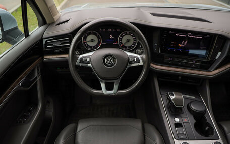 Volkswagen Touareg III, 2018 год, 4 899 000 рублей, 13 фотография