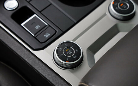 Volkswagen Touareg III, 2018 год, 4 899 000 рублей, 22 фотография