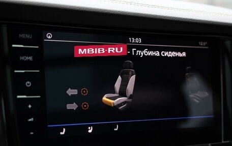 Volkswagen Touareg III, 2018 год, 4 899 000 рублей, 19 фотография