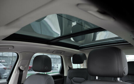 Volkswagen Touareg III, 2018 год, 4 899 000 рублей, 30 фотография