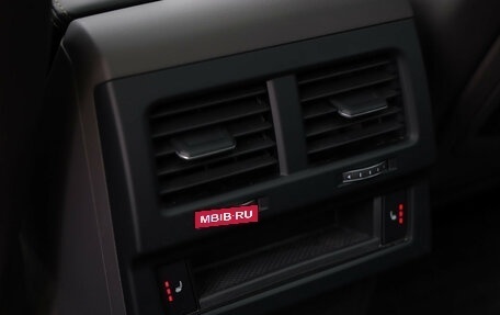 Volkswagen Touareg III, 2018 год, 4 899 000 рублей, 26 фотография