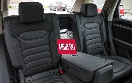 Volkswagen Touareg III, 2018 год, 4 899 000 рублей, 32 фотография