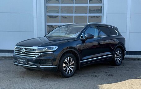 Volkswagen Touareg III, 2021 год, 5 610 000 рублей, 1 фотография