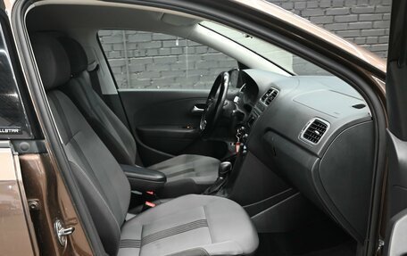 Volkswagen Polo VI (EU Market), 2017 год, 1 300 000 рублей, 11 фотография