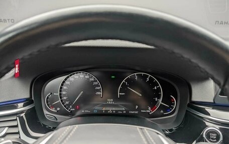 BMW 5 серия, 2019 год, 3 625 000 рублей, 17 фотография