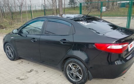 KIA Rio III рестайлинг, 2014 год, 650 000 рублей, 2 фотография