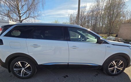 Peugeot 5008 II, 2019 год, 2 290 000 рублей, 6 фотография