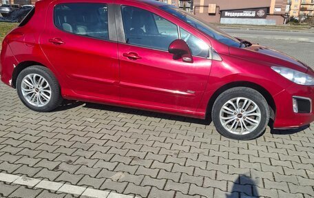 Peugeot 308 II, 2011 год, 570 000 рублей, 3 фотография