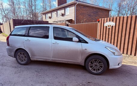 Toyota Wish II, 2003 год, 420 000 рублей, 2 фотография