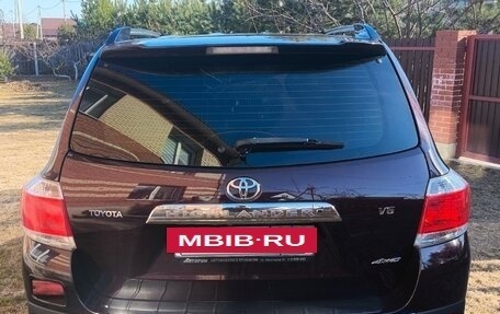 Toyota Highlander III, 2011 год, 2 190 000 рублей, 9 фотография