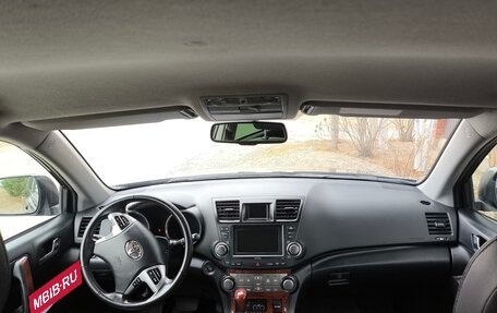 Toyota Highlander III, 2011 год, 2 190 000 рублей, 26 фотография