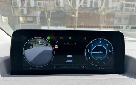 Hyundai Staria, 2025 год, 7 800 000 рублей, 16 фотография