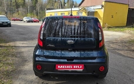 KIA Soul II рестайлинг, 2018 год, 1 400 000 рублей, 6 фотография