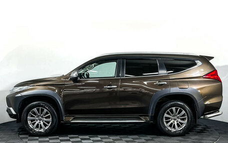 Mitsubishi Pajero Sport III рестайлинг, 2017 год, 2 597 000 рублей, 8 фотография