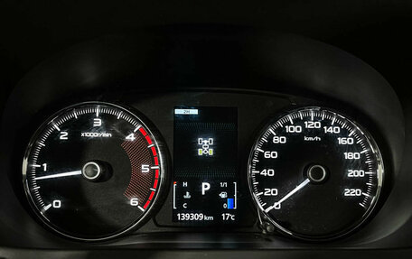 Mitsubishi Pajero Sport III рестайлинг, 2017 год, 2 597 000 рублей, 11 фотография