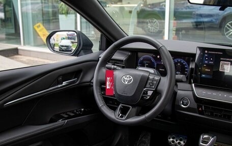 Toyota Camry, 2025 год, 4 700 000 рублей, 13 фотография