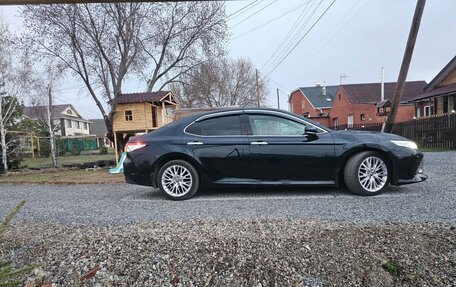 Toyota Camry, 2018 год, 3 000 000 рублей, 3 фотография