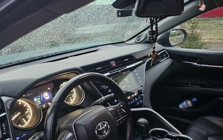 Toyota Camry, 2018 год, 3 000 000 рублей, 8 фотография