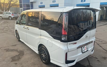 Honda Stepwgn IV, 2019 год, 2 300 000 рублей, 6 фотография