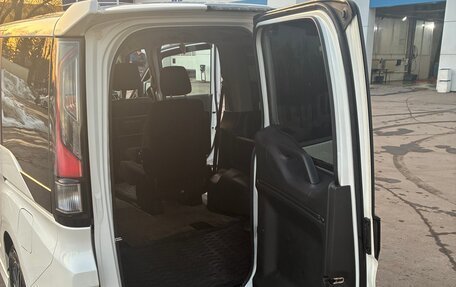 Honda Stepwgn IV, 2019 год, 2 300 000 рублей, 13 фотография